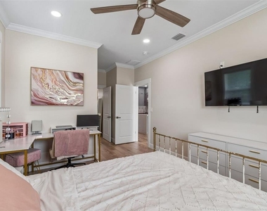 1901 W Cluster Avenue - Photo Thumbnail 31