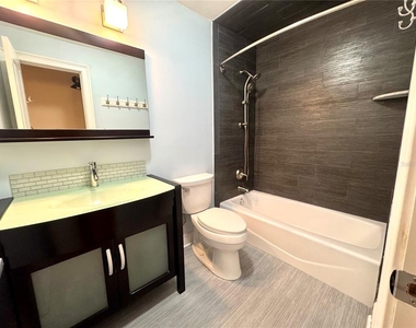 4974 Coquina Key Drive Se - Photo Thumbnail 18