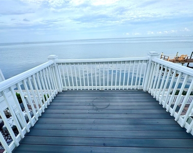 4974 Coquina Key Drive Se - Photo Thumbnail 26