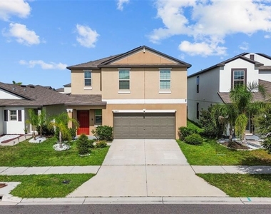 16671 Kingman Reef Street - Photo Thumbnail 2