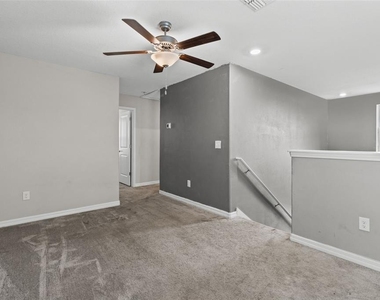 16671 Kingman Reef Street - Photo Thumbnail 10