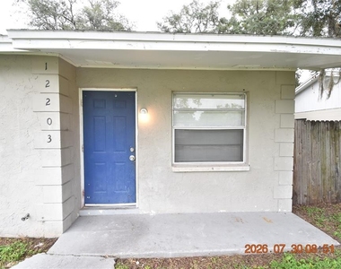 12203 N 9th Street - Photo Thumbnail 7