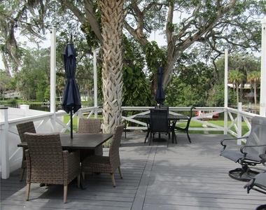 6062 Oak Ridge Avenue - Photo Thumbnail 16