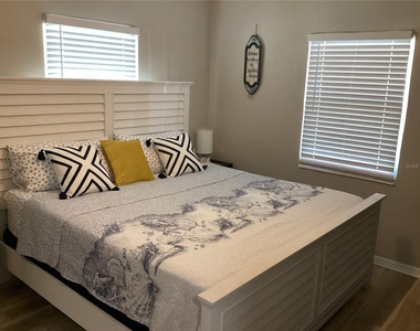 6062 Oak Ridge Avenue - Photo Thumbnail 11