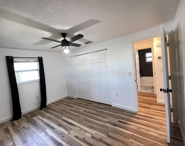 8104 Badger Lane - Photo Thumbnail 12