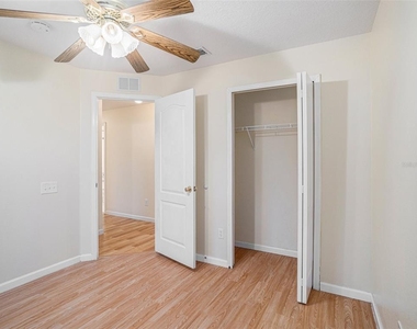 11440 Misty Isle Lane - Photo Thumbnail 14