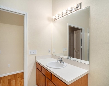11440 Misty Isle Lane - Photo Thumbnail 15