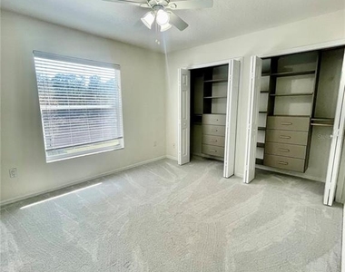 13261 Royal George Avenue - Photo Thumbnail 16