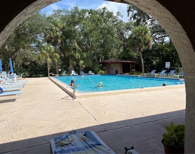 2650 Pearce Drive - Photo Thumbnail 16
