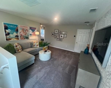 7568 Hydrangea Lane - Photo Thumbnail 5