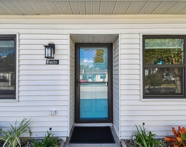 9032 Mission Oaks Boulevard - Photo Thumbnail 1