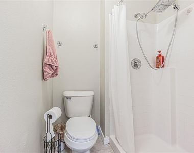 2706 Mingo Dr - Photo Thumbnail 20