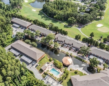14810 Par Club Circle - Photo Thumbnail 3