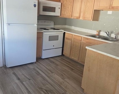 906 Estelle Avenue - Photo Thumbnail 1