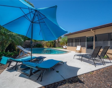 2916 W Collins Street - Photo Thumbnail 58