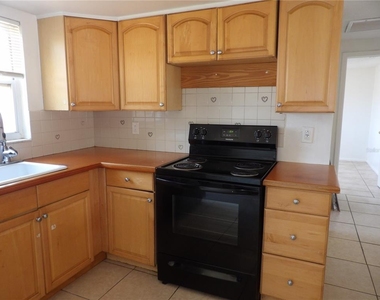 10025 Brandywine Lane - Photo Thumbnail 23