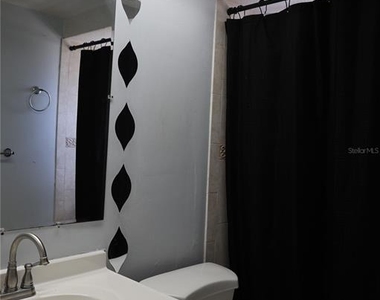 10025 Brandywine Lane - Photo Thumbnail 14