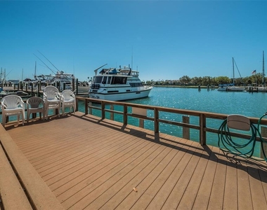 10365 Paradise Boulevard - Photo Thumbnail 22