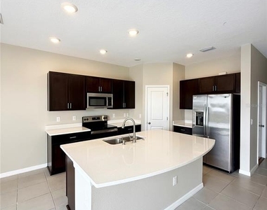 2309 Alee Lane - Photo Thumbnail 2