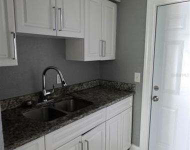 1308 E Yukon Street - Photo Thumbnail 5
