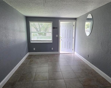 1308 E Yukon Street - Photo Thumbnail 4