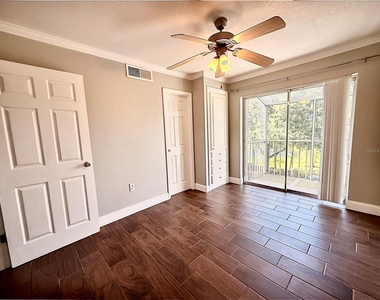 133 Oyster Bay Circle - Photo Thumbnail 6