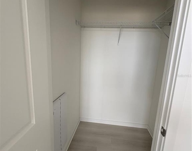 5579 Millenia Park Boulevard - Photo Thumbnail 12