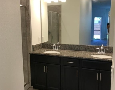 3348 Rodrick Circle - Photo Thumbnail 9
