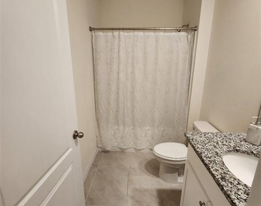 1051 Griffon Avenue - Photo Thumbnail 14