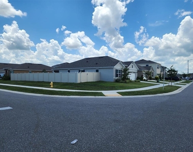 1051 Griffon Avenue - Photo Thumbnail 1