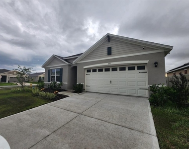 1051 Griffon Avenue - Photo Thumbnail 2