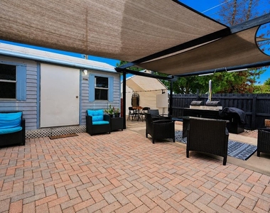 1594 Frances Street - Photo Thumbnail 64
