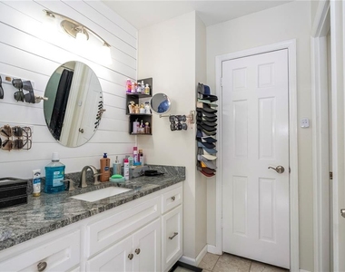 1594 Frances Street - Photo Thumbnail 19