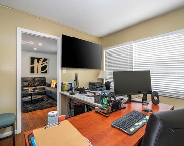 1594 Frances Street - Photo Thumbnail 30