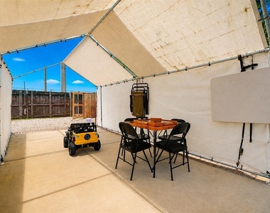 1594 Frances Street - Photo Thumbnail 66