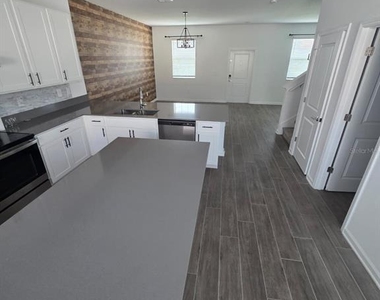 13882 Title Way - Photo Thumbnail 6
