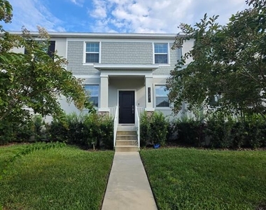 13882 Title Way - Photo Thumbnail 20