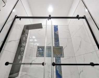 168 Club Villas Lane - Photo Thumbnail 22
