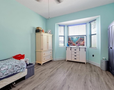 168 Club Villas Lane - Photo Thumbnail 23