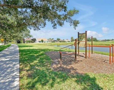 168 Club Villas Lane - Photo Thumbnail 40