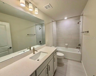 5660 Arborvista Drive - Photo Thumbnail 19