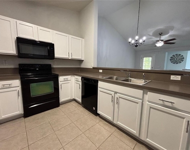 575 Oakleaf Plantation Parkway - Photo Thumbnail 2