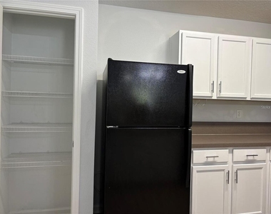 575 Oakleaf Plantation Parkway - Photo Thumbnail 5