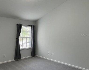 575 Oakleaf Plantation Parkway - Photo Thumbnail 14