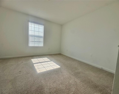 1162 Seaside Mist Trail - Photo Thumbnail 1