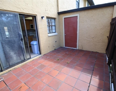 7446 Wynnewood Square - Photo Thumbnail 19
