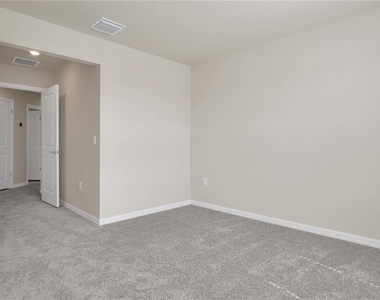 4292 Chester Springs Boulevard - Photo Thumbnail 23