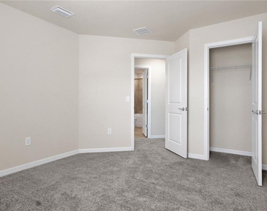 4292 Chester Springs Boulevard - Photo Thumbnail 30