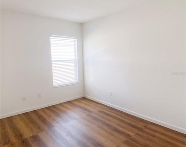 831 Enclair Street - Photo Thumbnail 11