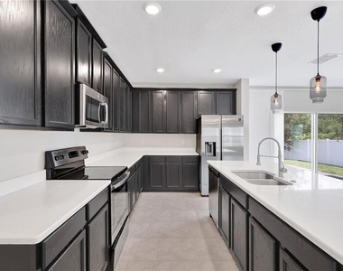 4225 Beargrass Street - Photo Thumbnail 9